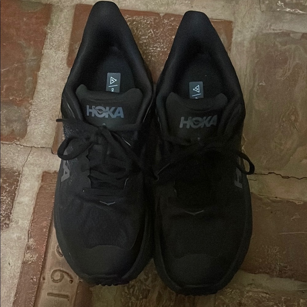 Hoka women’s Black Challenger ATR7 trail Running Shoes GTX